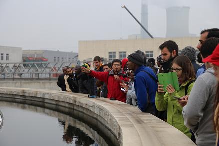 实地参观污水处理厂(4).JPG